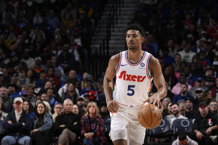 76人两连胜反超老鹰 东部季后赛名额争夺白热化