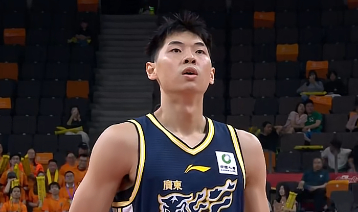 广东队三战上海难求一胜 内线短板暴露争冠前景