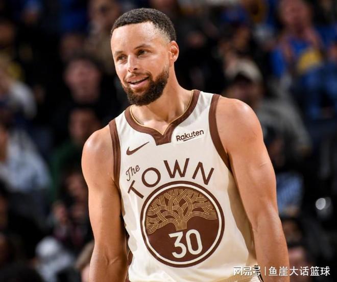 勇士险胜国王暴露内线短板 库里复出提振信心