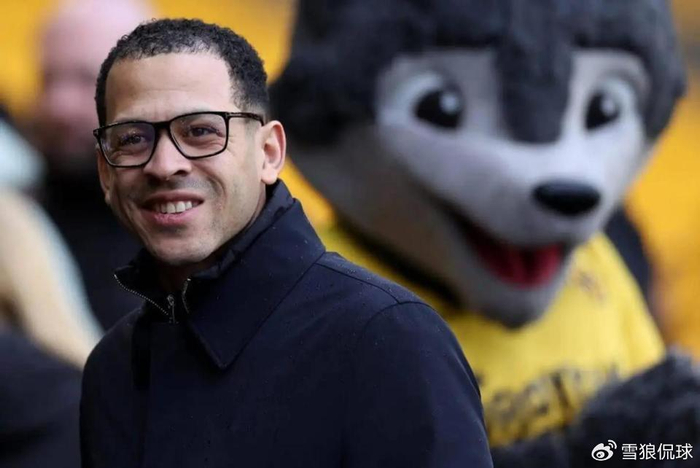 切尔西球员集体沉默送别罗塞尼尔 前任马雷斯卡